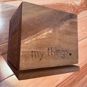 🔵 Wooden Storage Box Organizer with 'My Things' Engraving